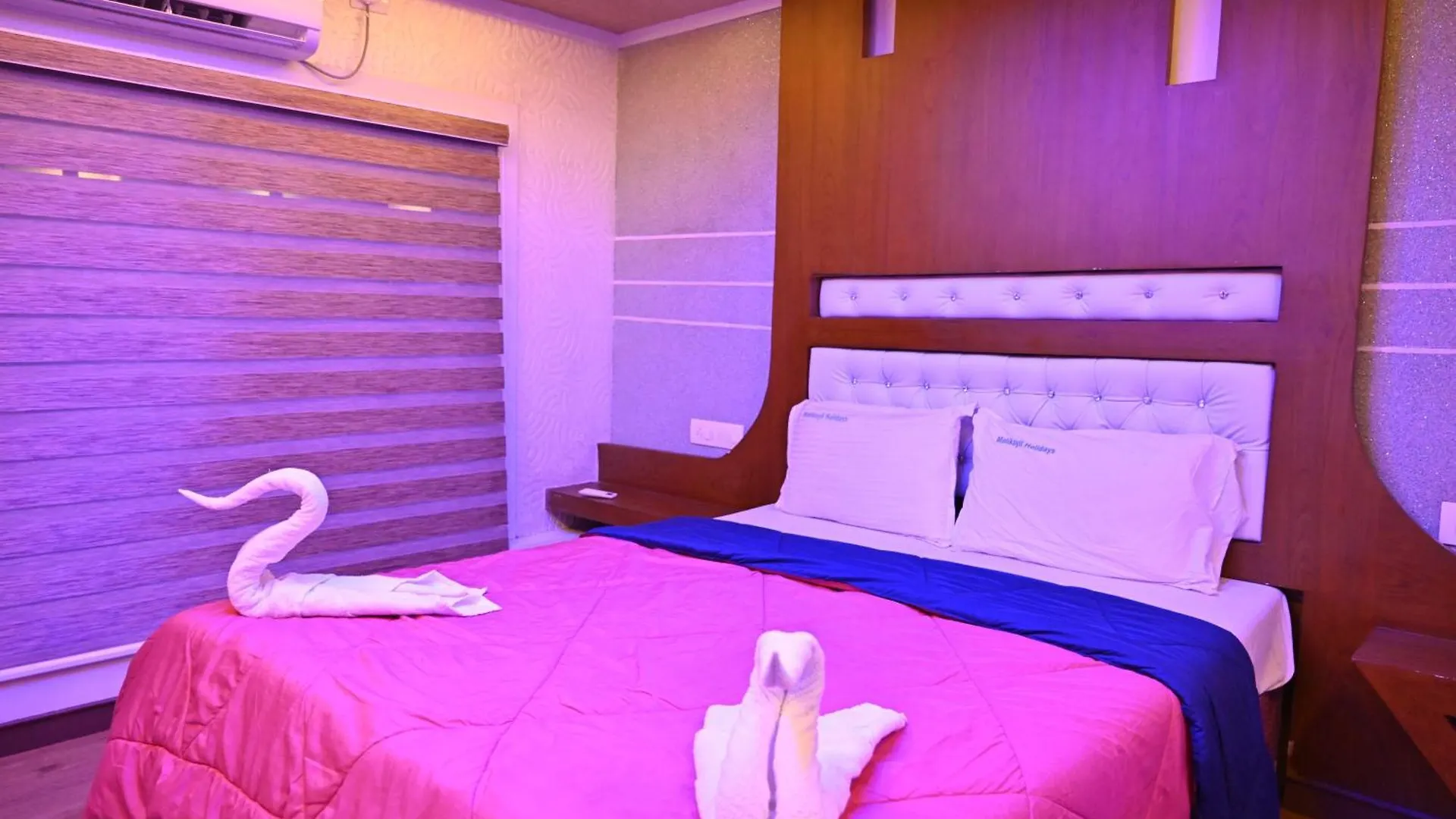 Botel Kera Houseboats Alleppey Alappuzha India